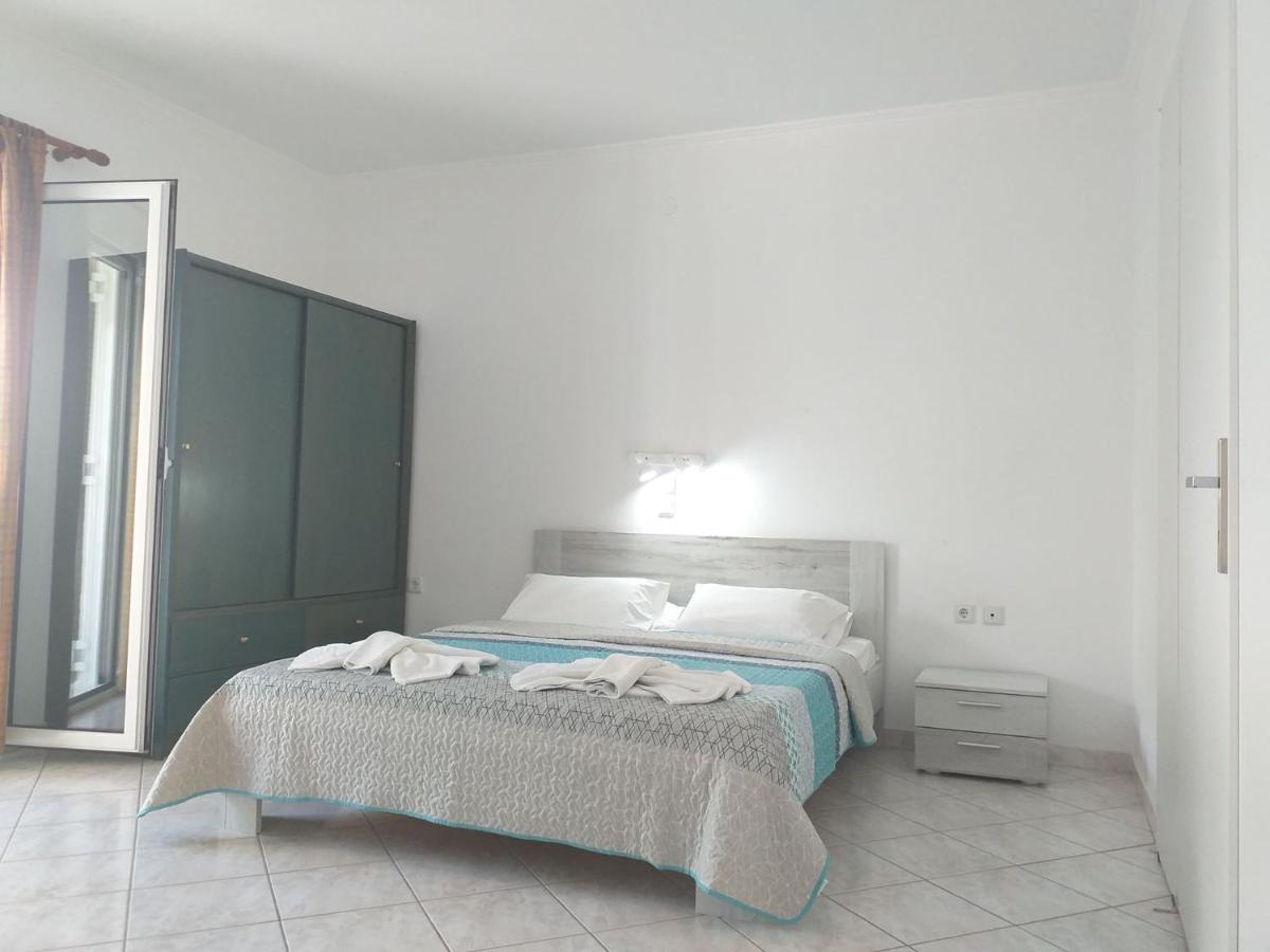 Sigma Hotel Paralia Vrachou Exterior photo