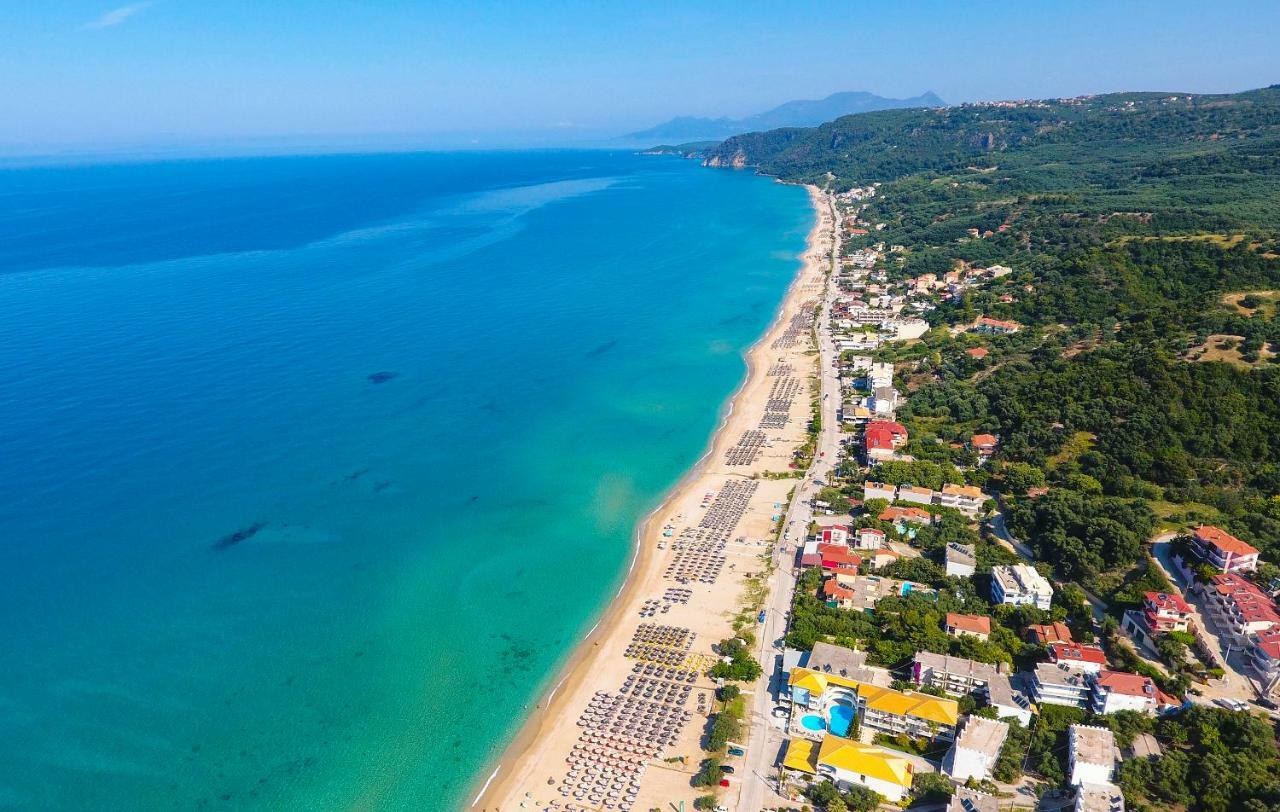 Sigma Hotel Paralia Vrachou Exterior photo